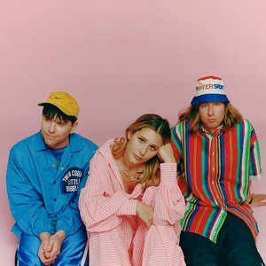 Middle Kids
