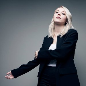 Sarah Reeves
