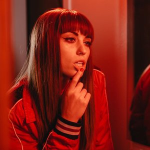 Sasha Sloan