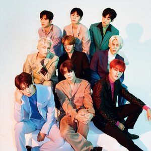 SF9