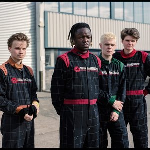 black midi