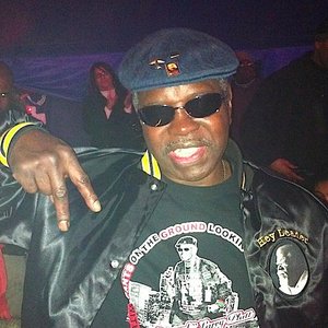 General Larry Platt