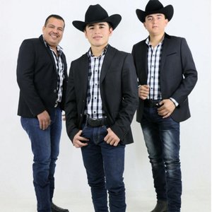 Los Plebes Del Rancho De Ariel Camacho